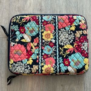 Vera Bradley laptop case for 13 in computer